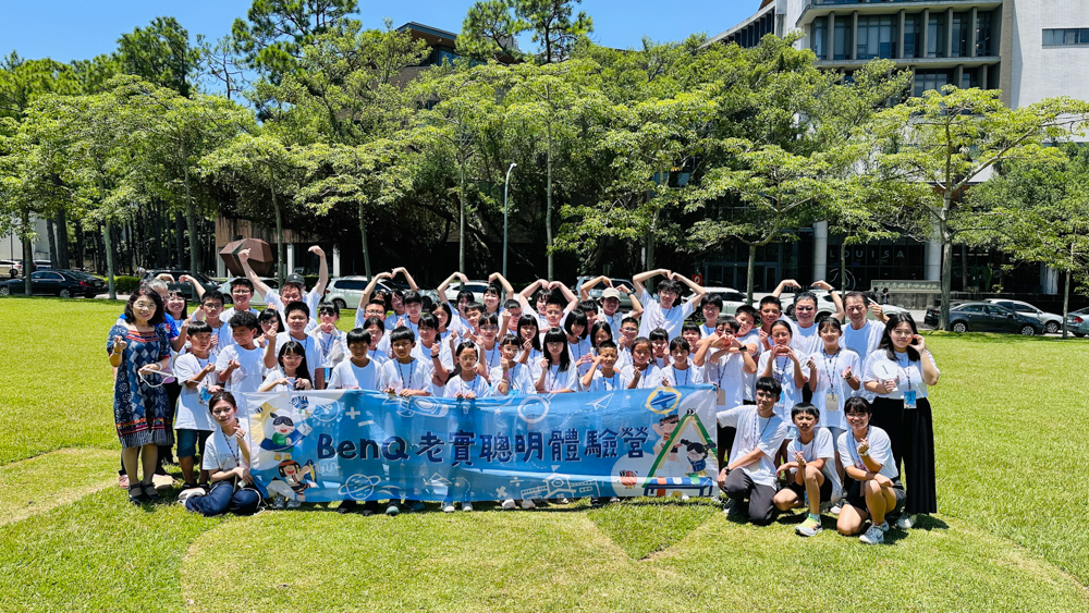 <br />
<b>Notice</b>:  Undefined index: msg_title in <b>/home/gibenqfo/public_html/modules/feature-slider_benq_detail.php</b> on line <b>54</b><br />
