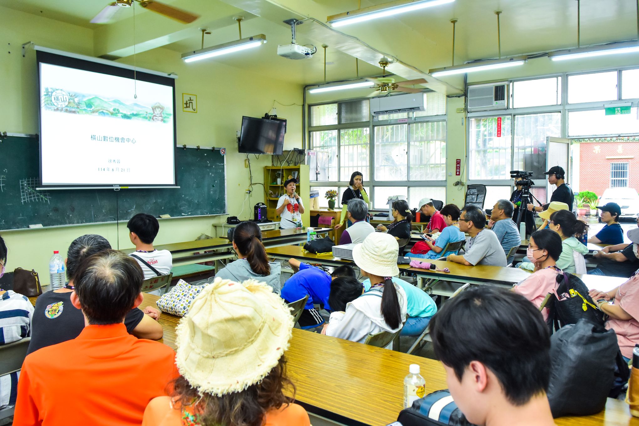 <br />
<b>Notice</b>:  Undefined index: msg_title in <b>/home/gibenqfo/public_html/modules/feature-slider_benq_detail.php</b> on line <b>54</b><br />
