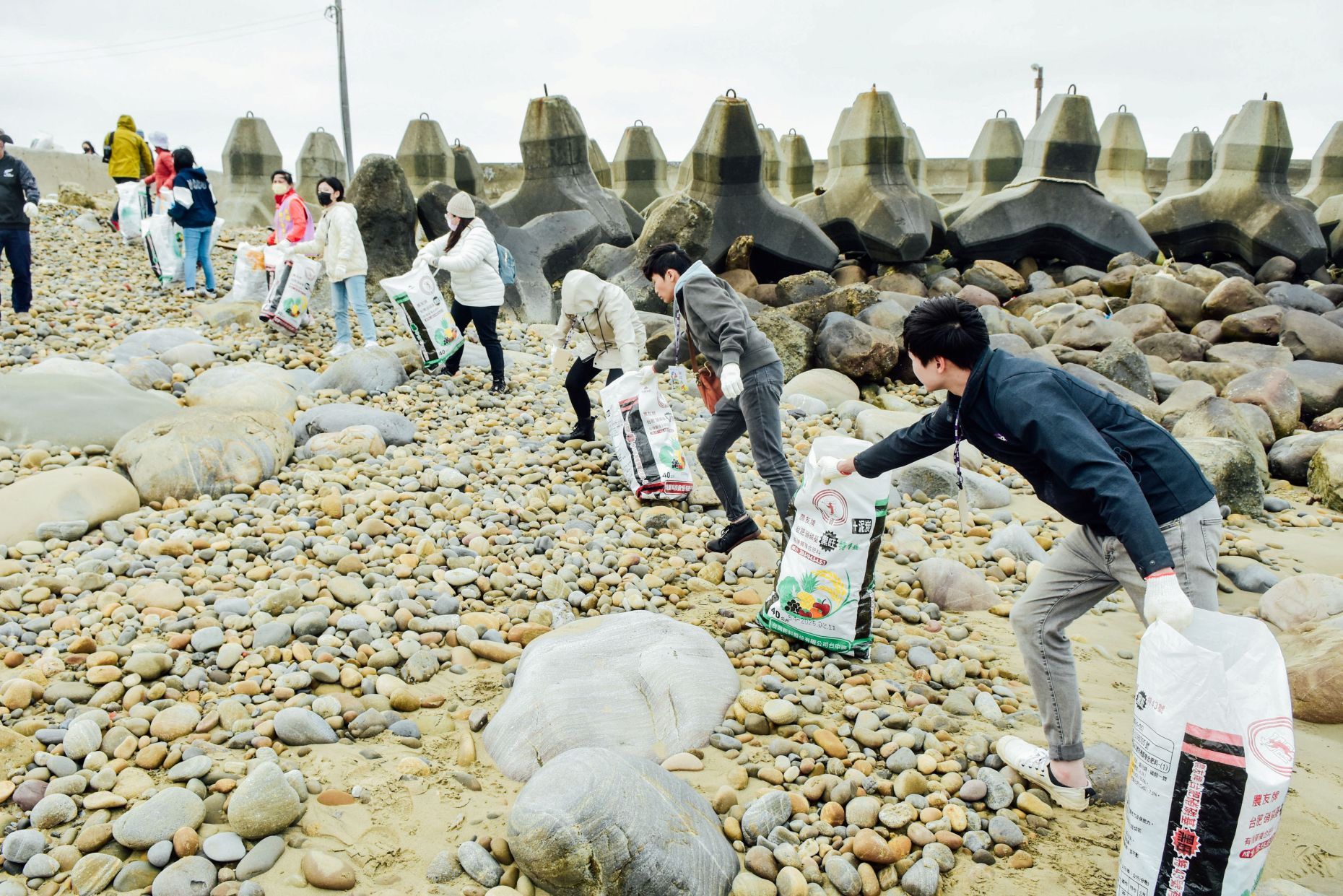 <br />
<b>Notice</b>:  Undefined index: msg_title in <b>/home/gibenqfo/public_html/modules/feature-slider_benq_detail.php</b> on line <b>54</b><br />
