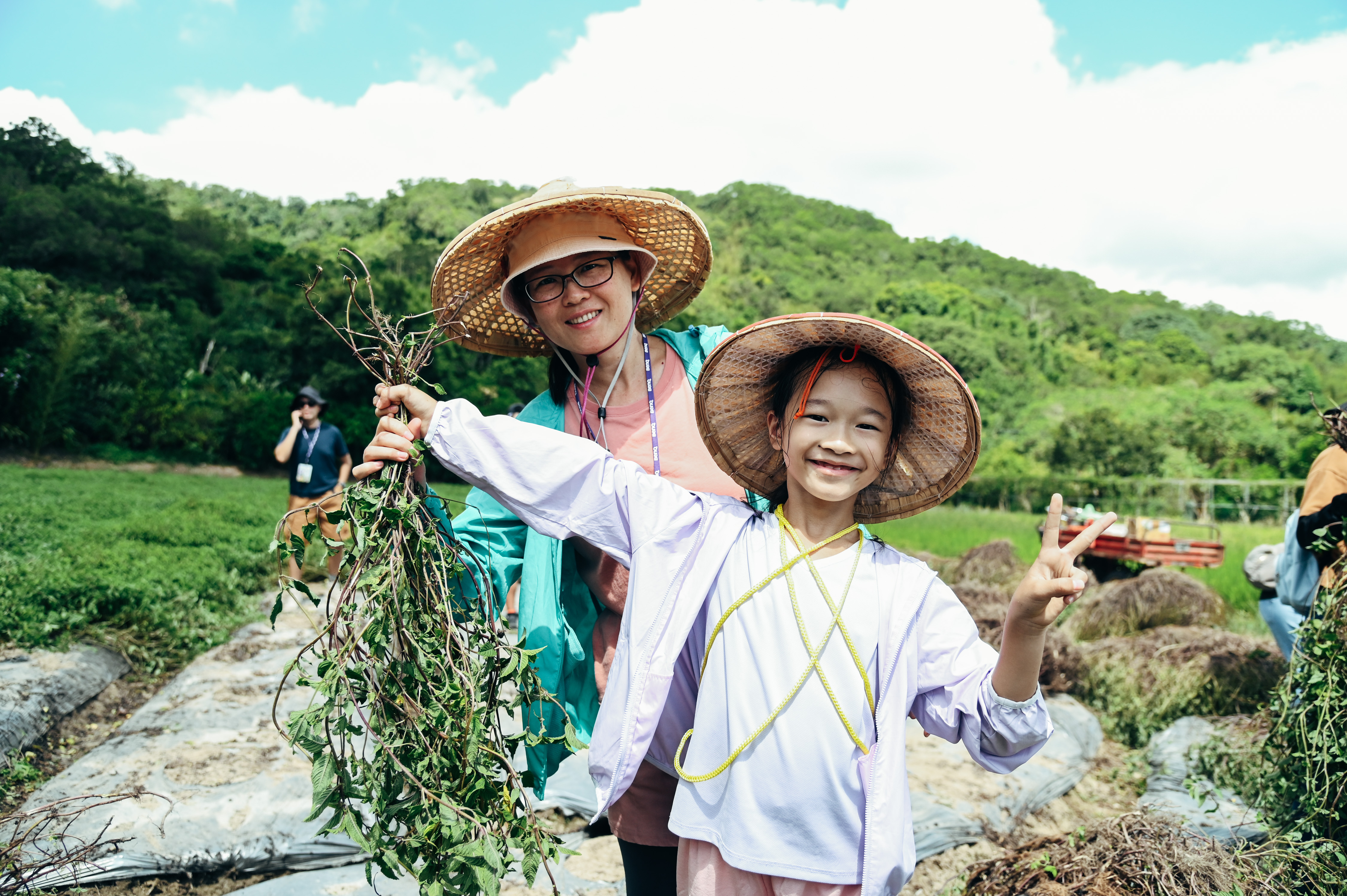 <br />
<b>Notice</b>:  Undefined index: msg_title in <b>/home/gibenqfo/public_html/modules/feature-slider_benq_detail.php</b> on line <b>54</b><br />
