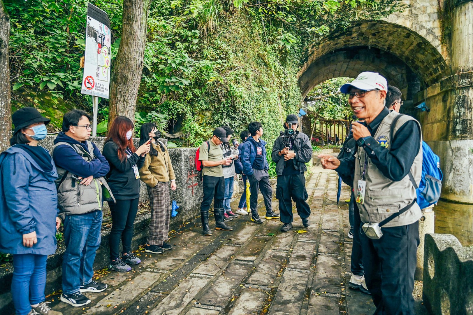 <br />
<b>Notice</b>:  Undefined index: msg_title in <b>/home/gibenqfo/public_html/modules/feature-slider_benq_detail.php</b> on line <b>54</b><br />
