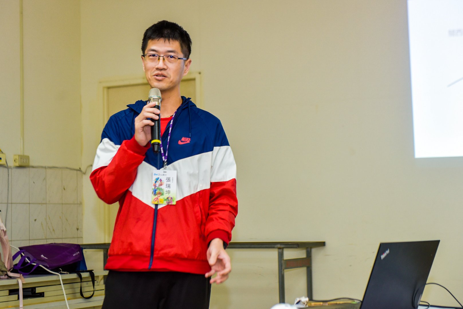 <br />
<b>Notice</b>:  Undefined index: msg_title in <b>/home/gibenqfo/public_html/modules/feature-slider_benq_detail.php</b> on line <b>54</b><br />
